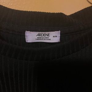 Basic Ribbed Cropped Tee